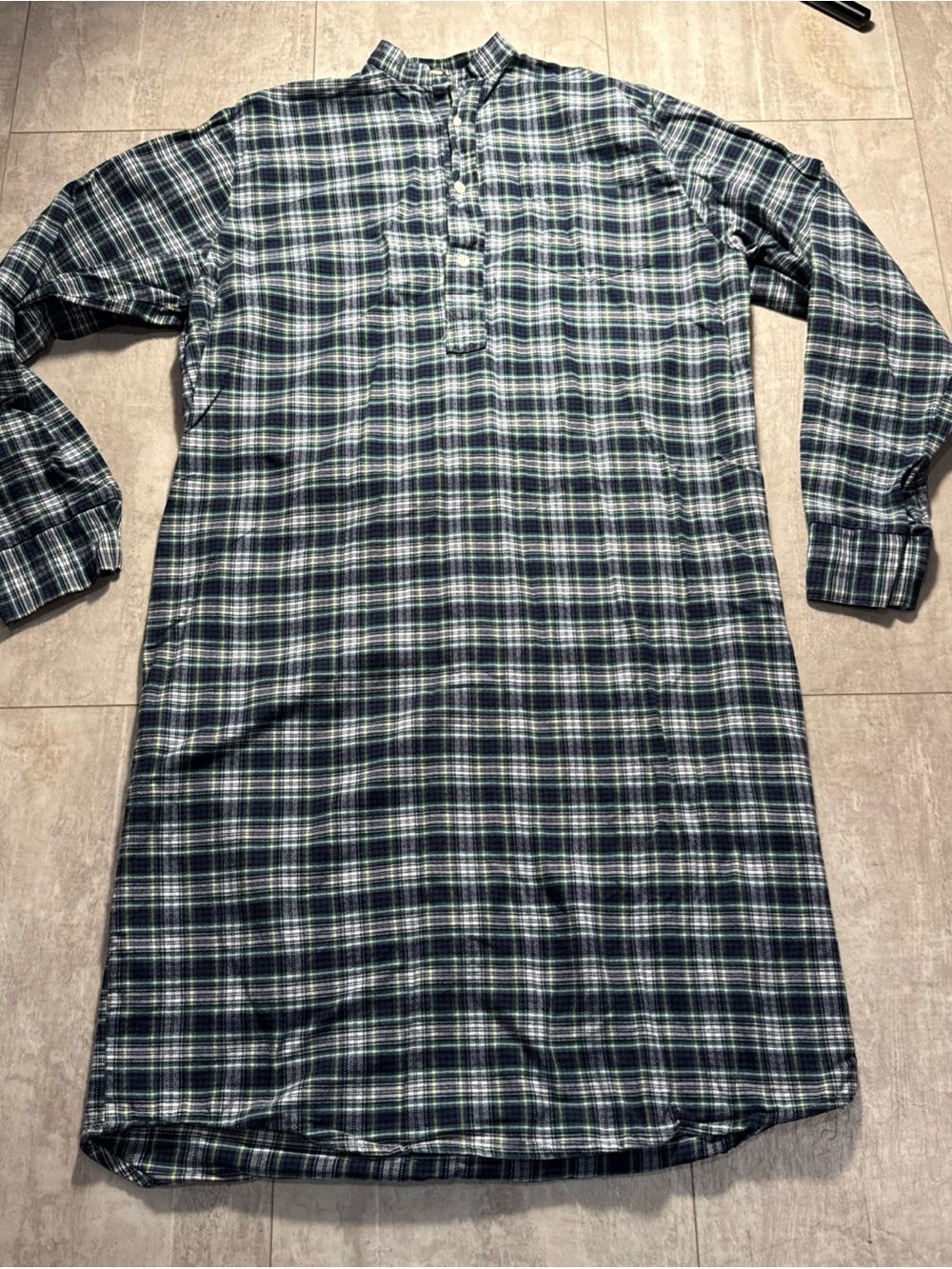 Murphy of Ireland 100% cotton nightgown green plaid size S